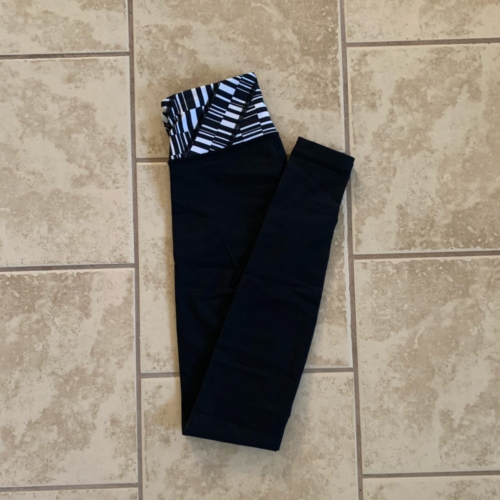 lululemon Wunder Under Pant; Size 2